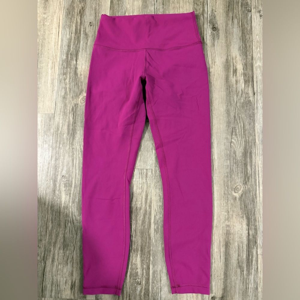Lululemon Wunder Train High-Rise Tight 25" size 6 in ripened raspberry